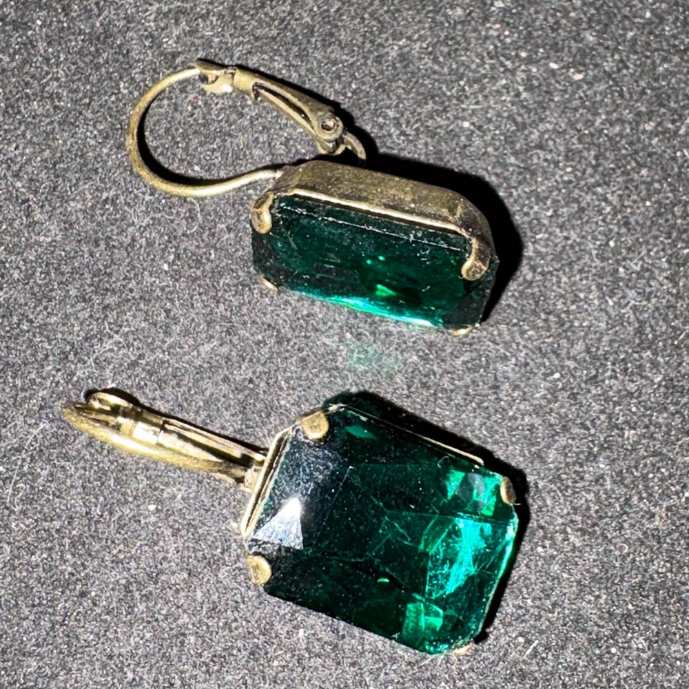 Emerald Green Drop Earrings